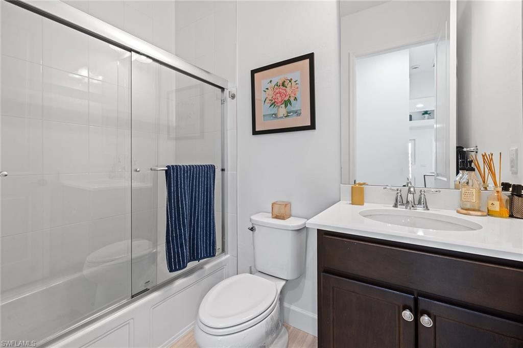 7350 Saona Ct Property Photo 20