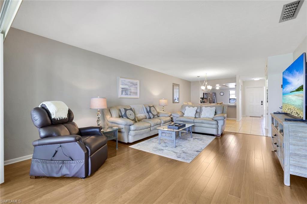 960 Palm View Dr 209 Property Photo 11
