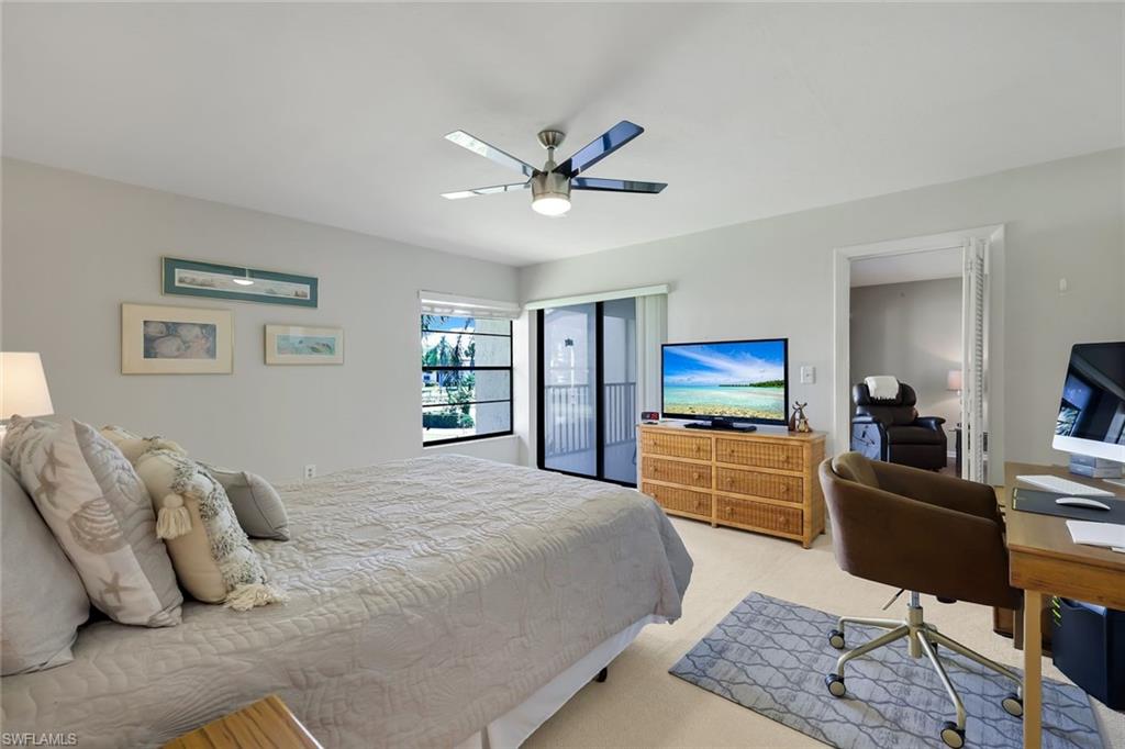 960 Palm View Dr 209 Property Photo 18