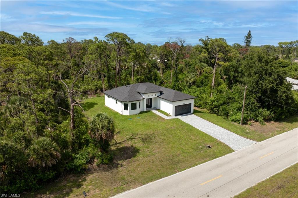 12086 Chamberlain Blvd Property Photo 5