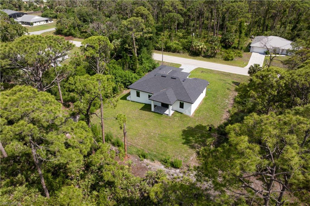 12086 Chamberlain Blvd Property Photo 8