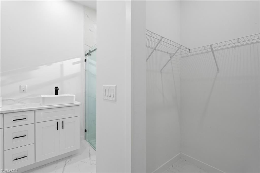 12086 Chamberlain Blvd Property Photo 19