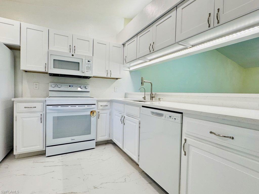 2037 Pine Isle Ln 2037 Property Photo 27
