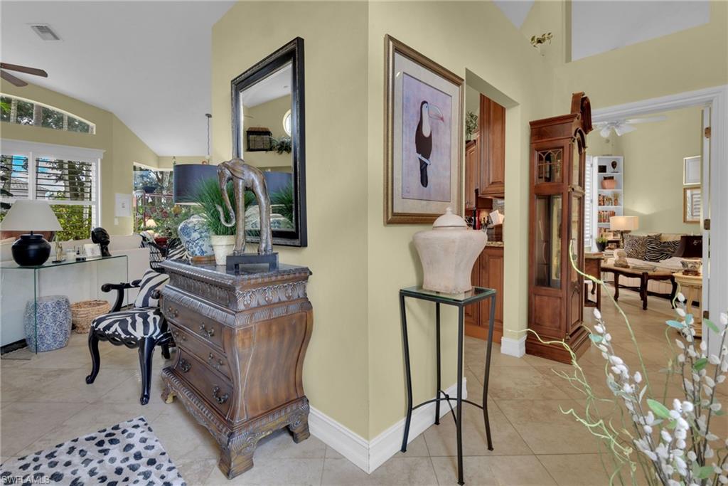 130 San Rafael Ln Property Photo 6