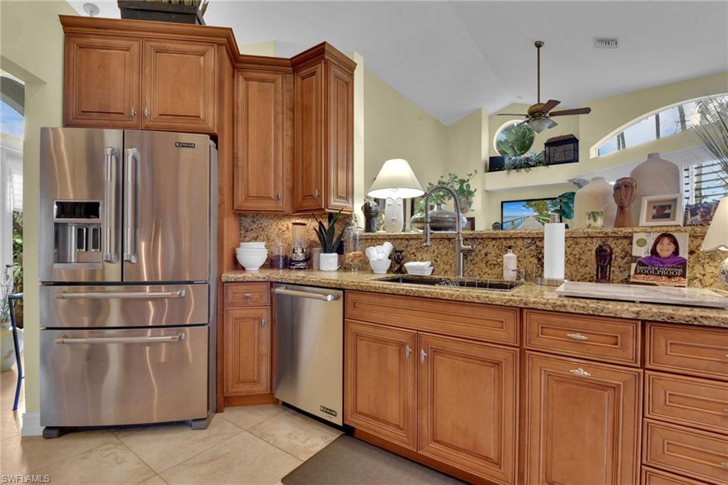 130 San Rafael Ln Property Photo 14