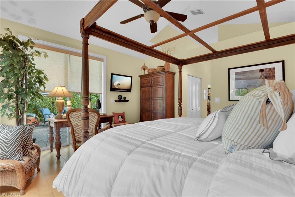 130 San Rafael Ln Property Photo 24
