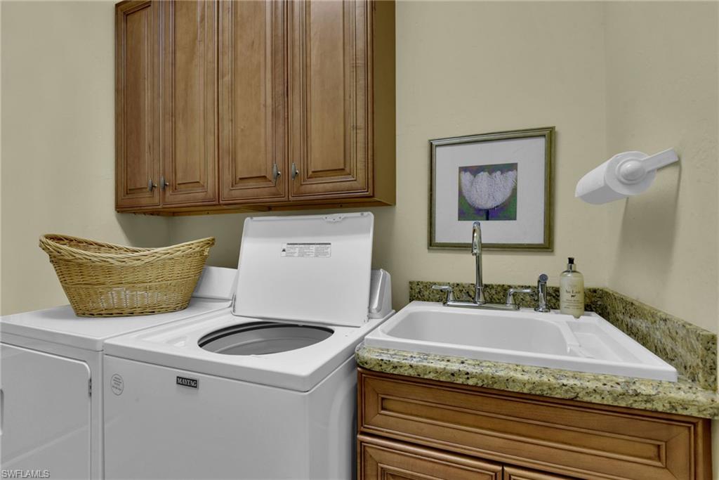 130 San Rafael Ln Property Photo 33
