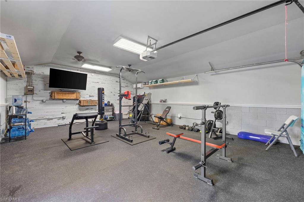 840 Jung Blvd W Property Photo 18