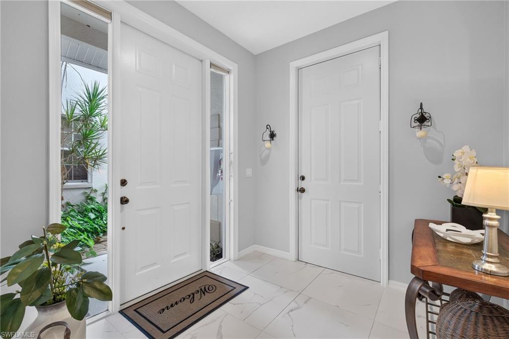5040 Yacht Harbor Cir 102 Property Photo 7