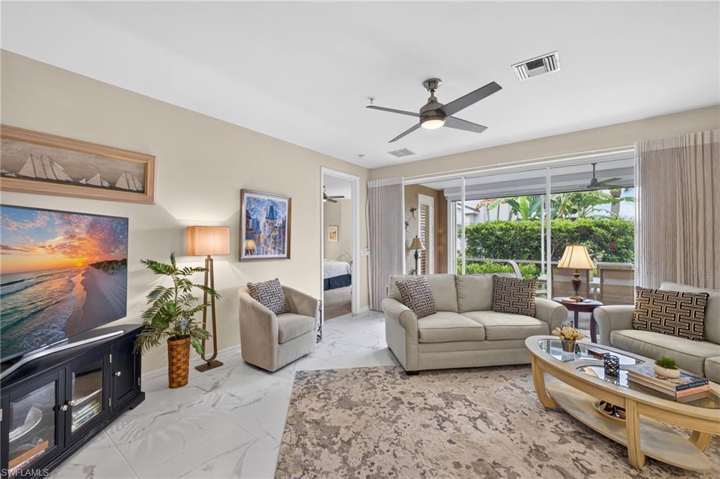 5040 Yacht Harbor Cir 102 Property Photo 10