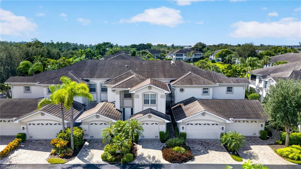 5040 Yacht Harbor Cir 102 Property Photo 27
