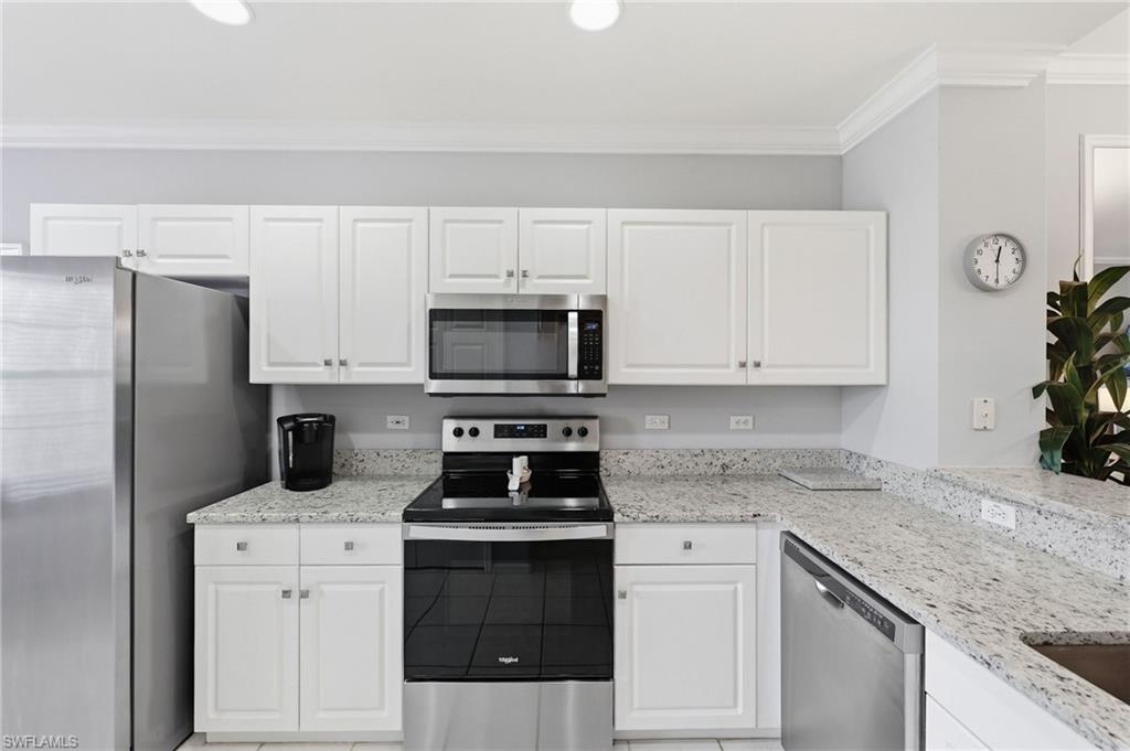 8239 Parkstone Pl 304 Property Photo 10