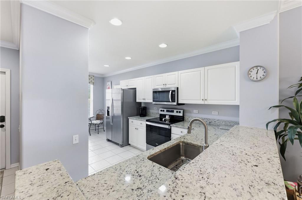 8239 Parkstone Pl 304 Property Photo 11