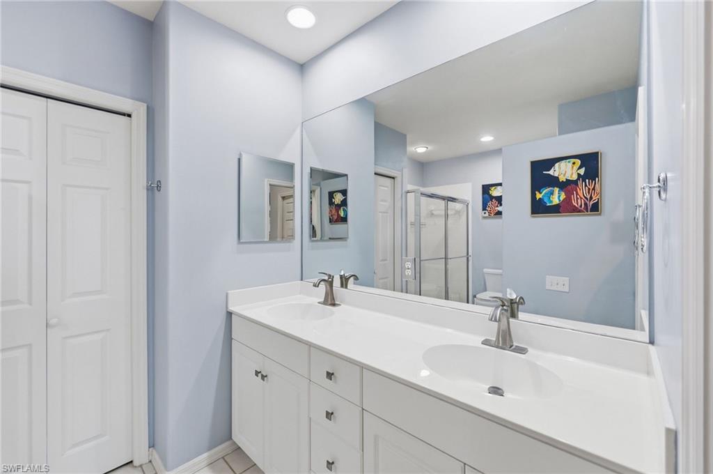 8239 Parkstone Pl 304 Property Photo 17