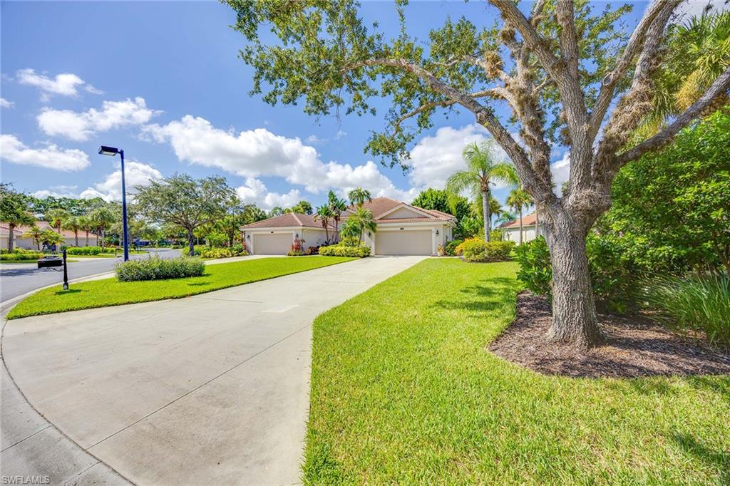8482 Bent Creek Way Property Photo 3