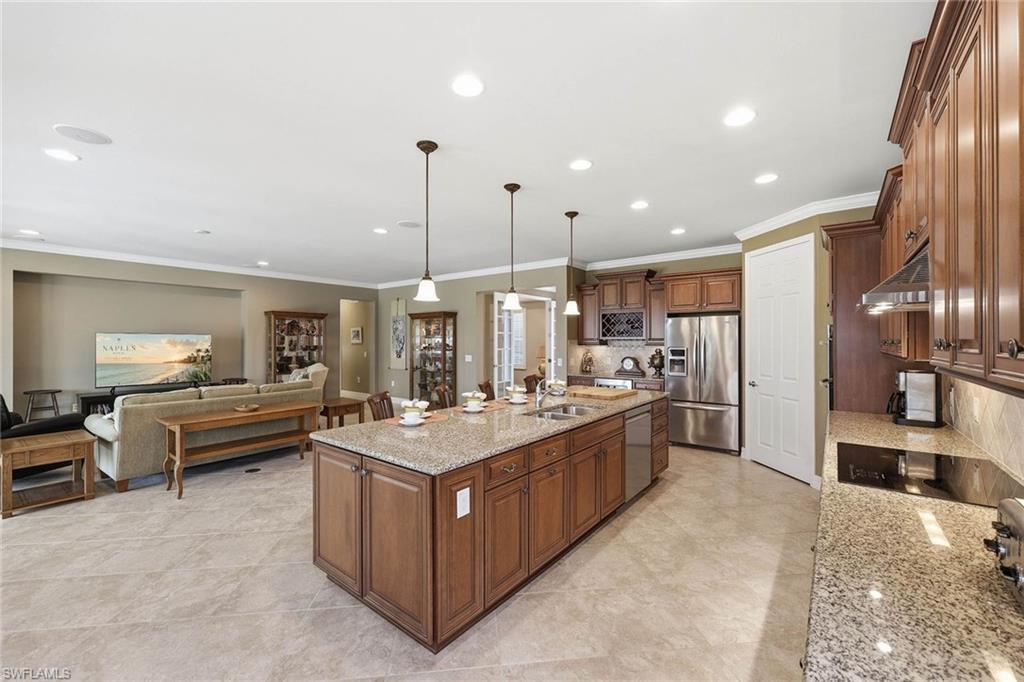 8562 Veronawalk Cir Property Photo 17