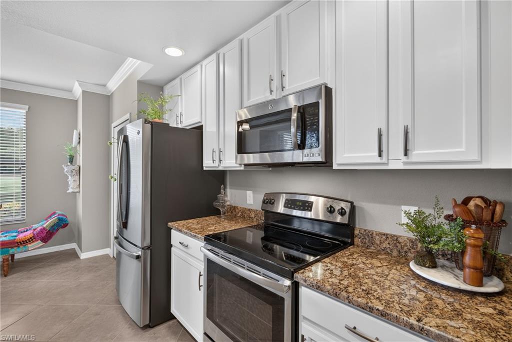17950 Bonita National Blvd 1513 Property Photo 11