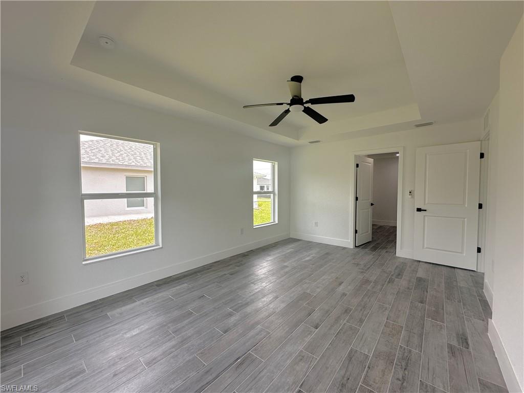 2317 39th St Property Photo 8
