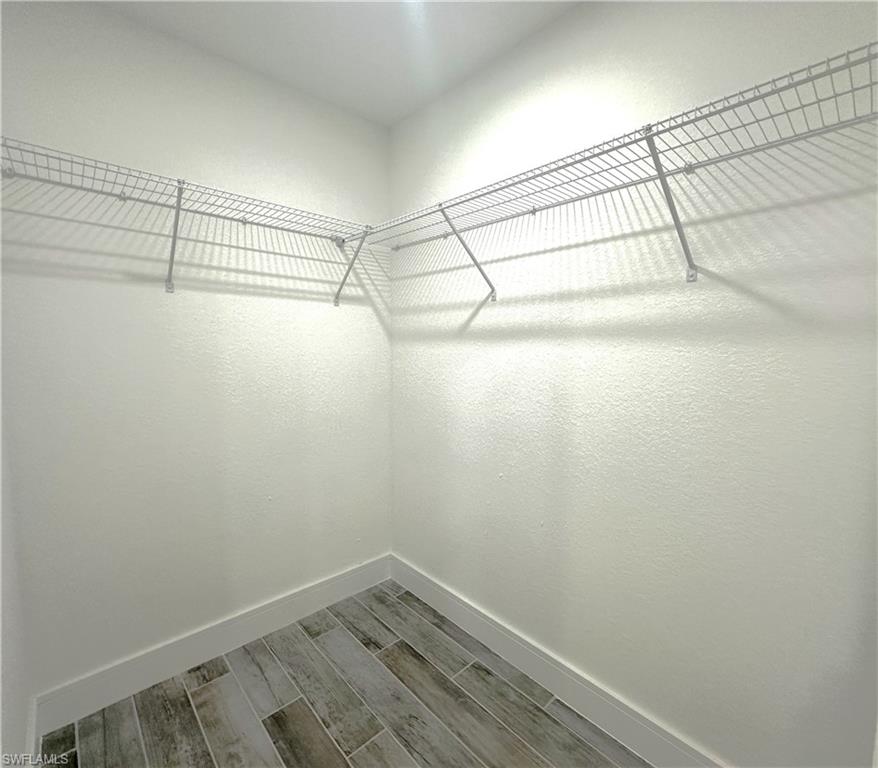 2317 39th St Property Photo 14