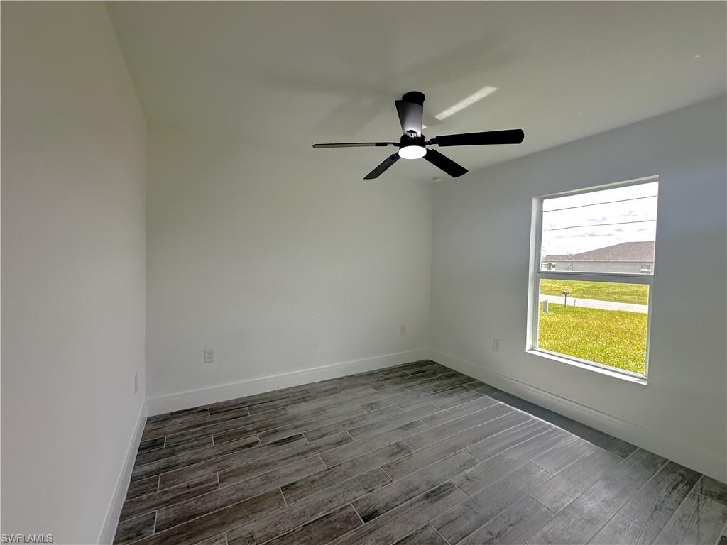2317 39th St Property Photo 15
