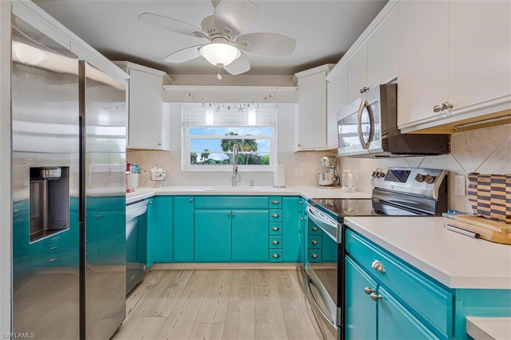4372 27th CT SW 203
