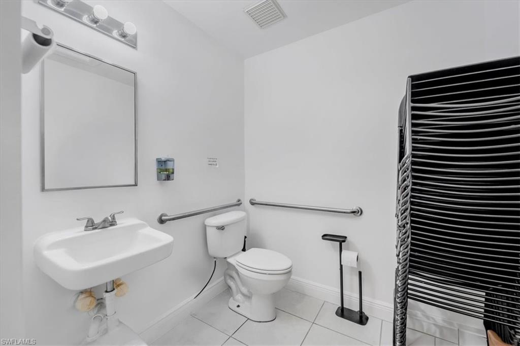 2800 Davis Blvd 202 Property Photo 27