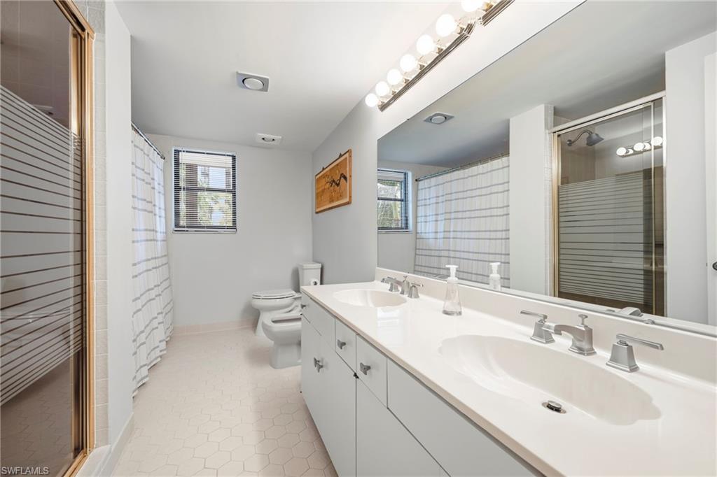 6075 Pelican Bay Blvd 201 Property Photo 21