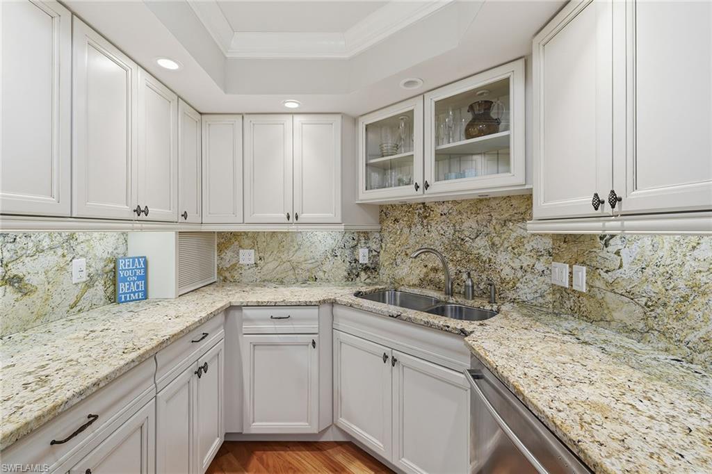 4001 Gulf Shore Blvd N 1205 Property Photo 13