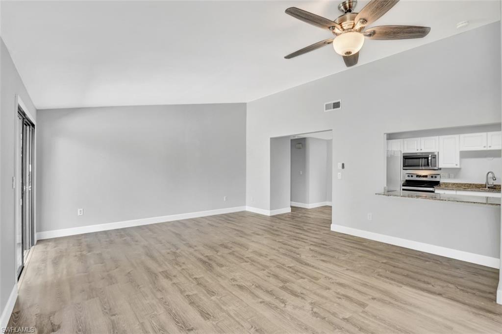 533 Landmark Dr Property Photo 2