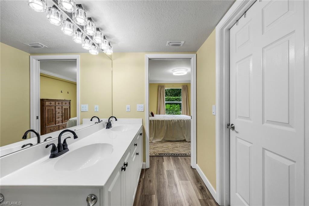 26699 Little John Ct 62 Property Photo 11