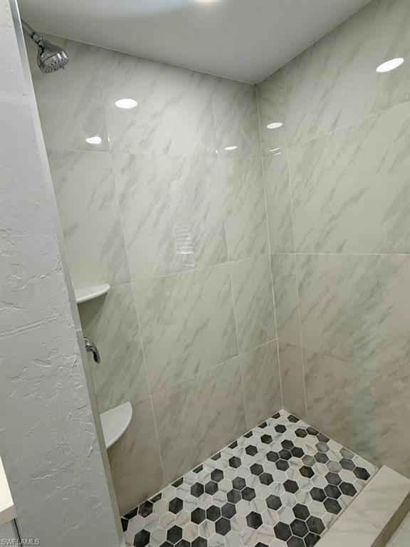 5317 Fleming St Property Photo 6