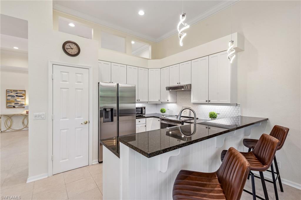8599 Pepper Tree Way Property Photo 6
