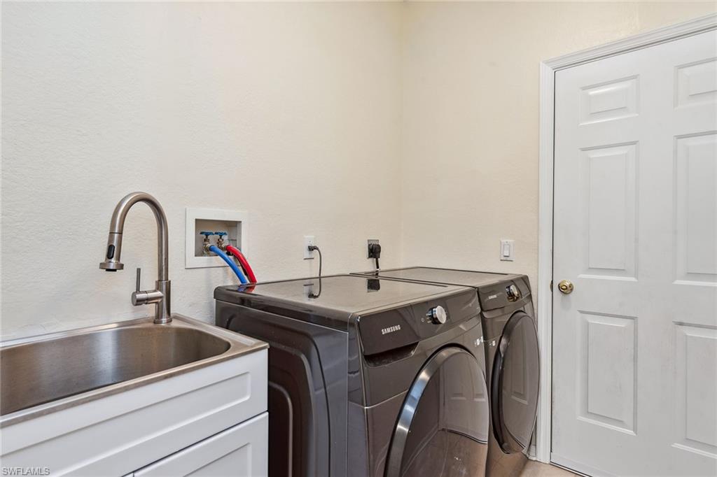 8599 Pepper Tree Way Property Photo 20