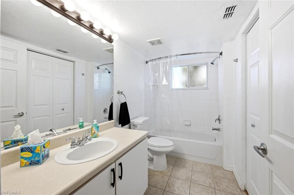 8271 Key Royal Cir 931 Property Photo 14