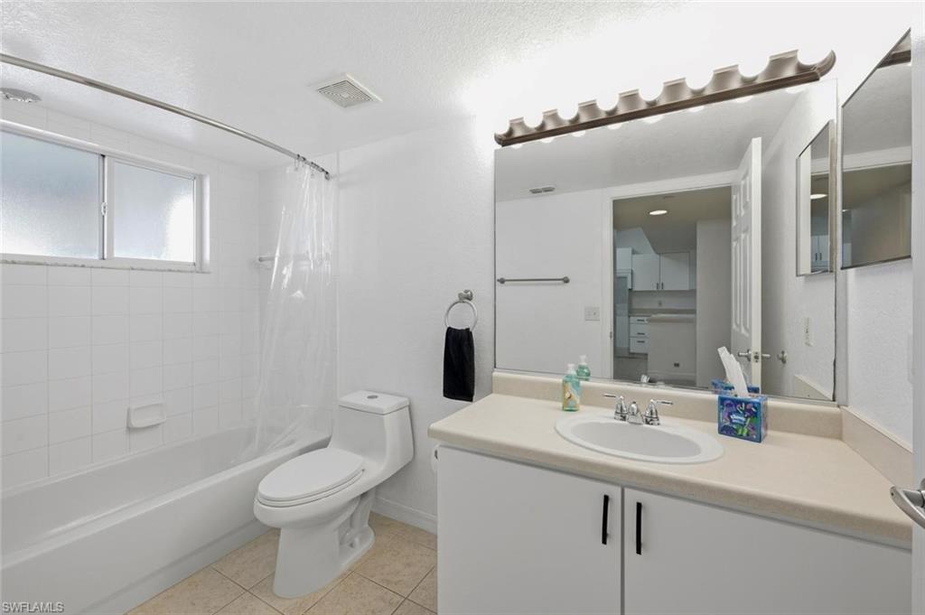 8271 Key Royal Cir 931 Property Photo 17