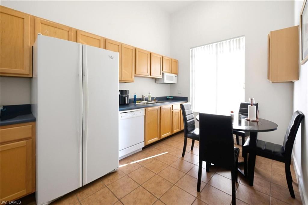 8271 Key Royal Cir 931 Property Photo 33