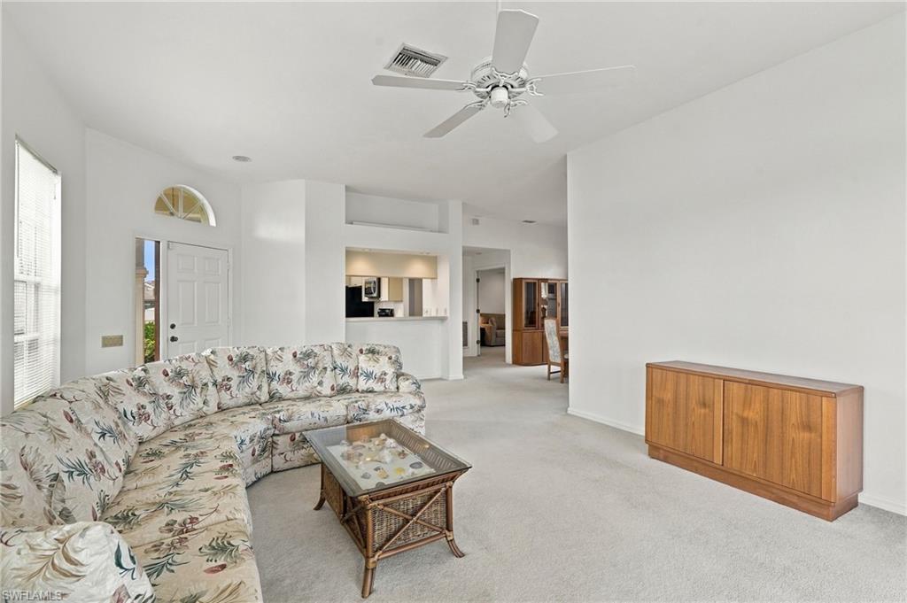 10391 Quail Crown Dr 34 Property Photo 6