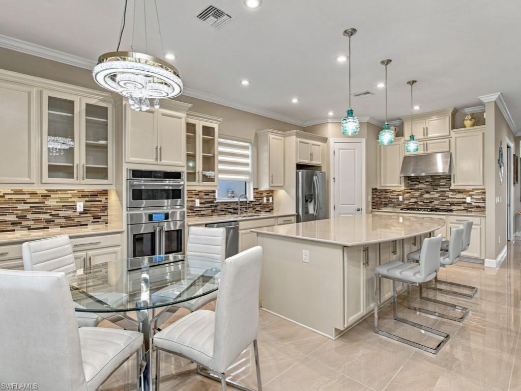 8142 Lucello Ter S Property Photo 9