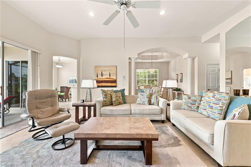 2256 Island Cove Cir Property Photo 6