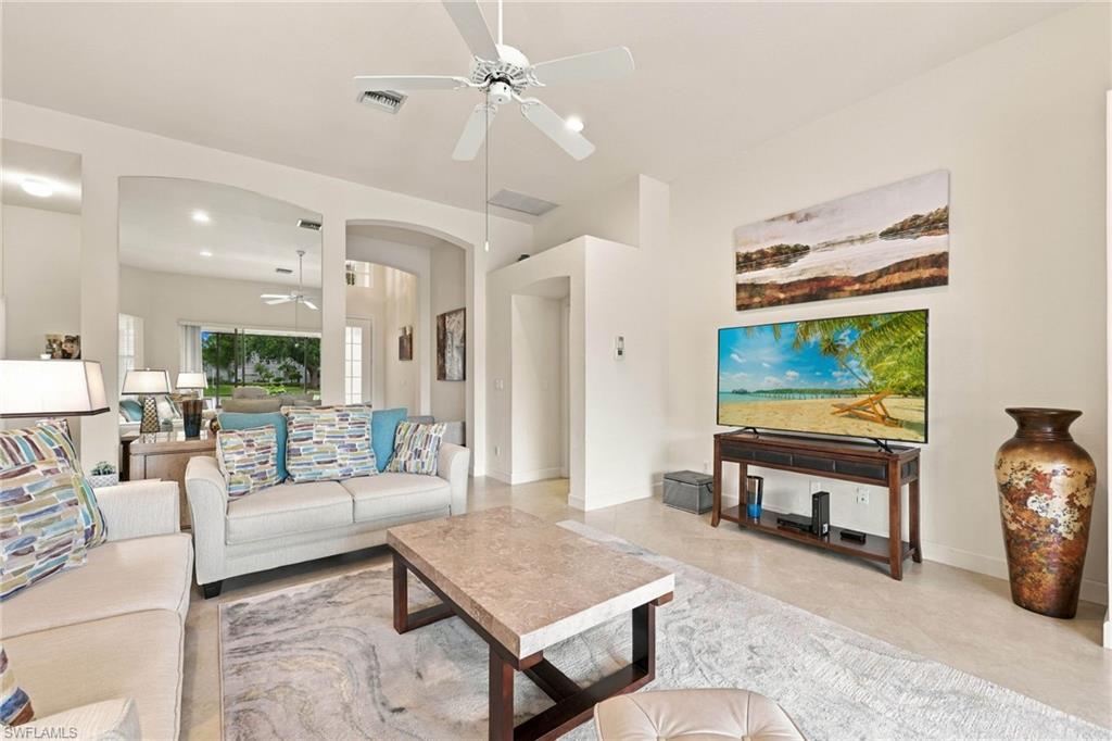 2256 Island Cove Cir Property Photo 8