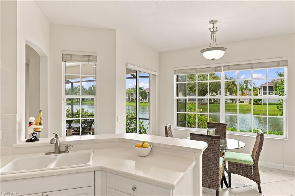 2256 Island Cove Cir Property Photo 14