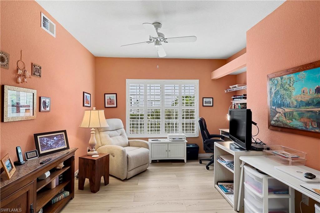 6863 Satinleaf Rd S 101 Property Photo 17