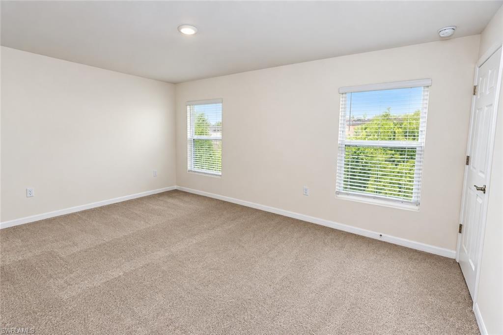 15449 Wildflower Cir Property Photo 9