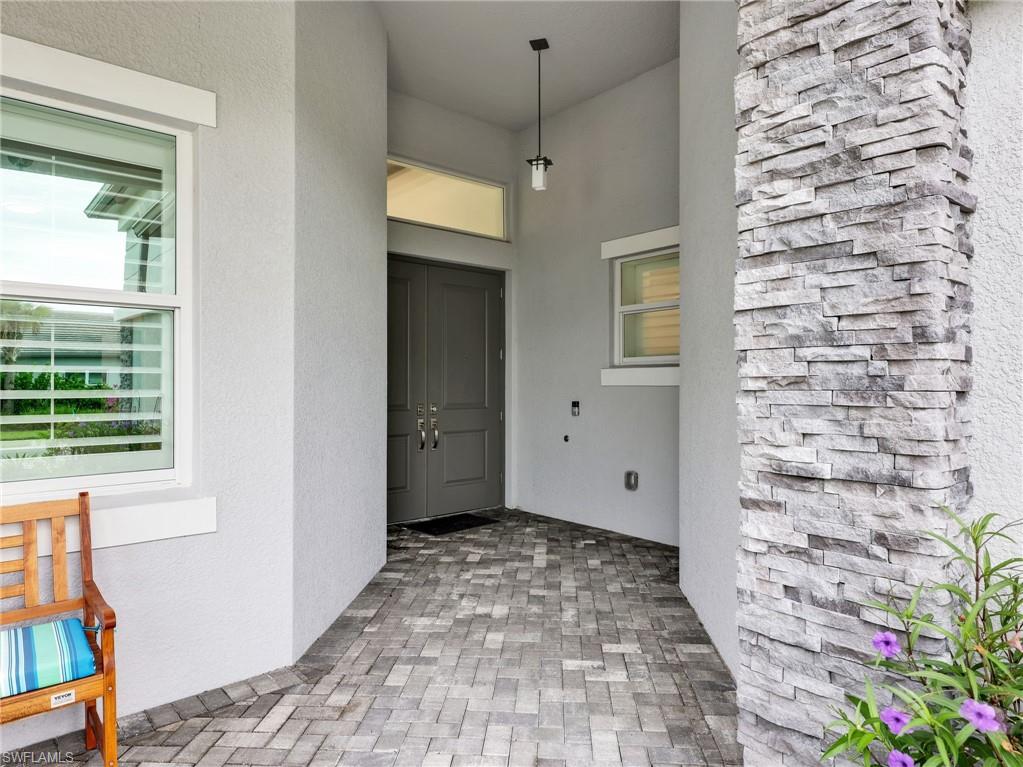 12239 Bonnet Dr Property Photo 3