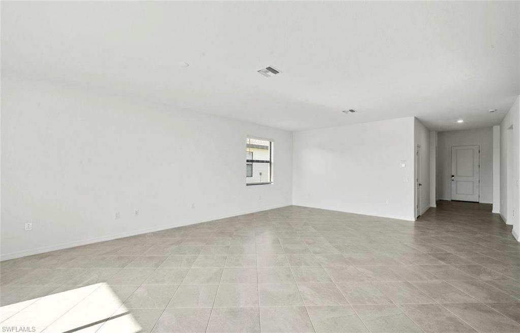 14942 Palamos Cir Property Photo 4
