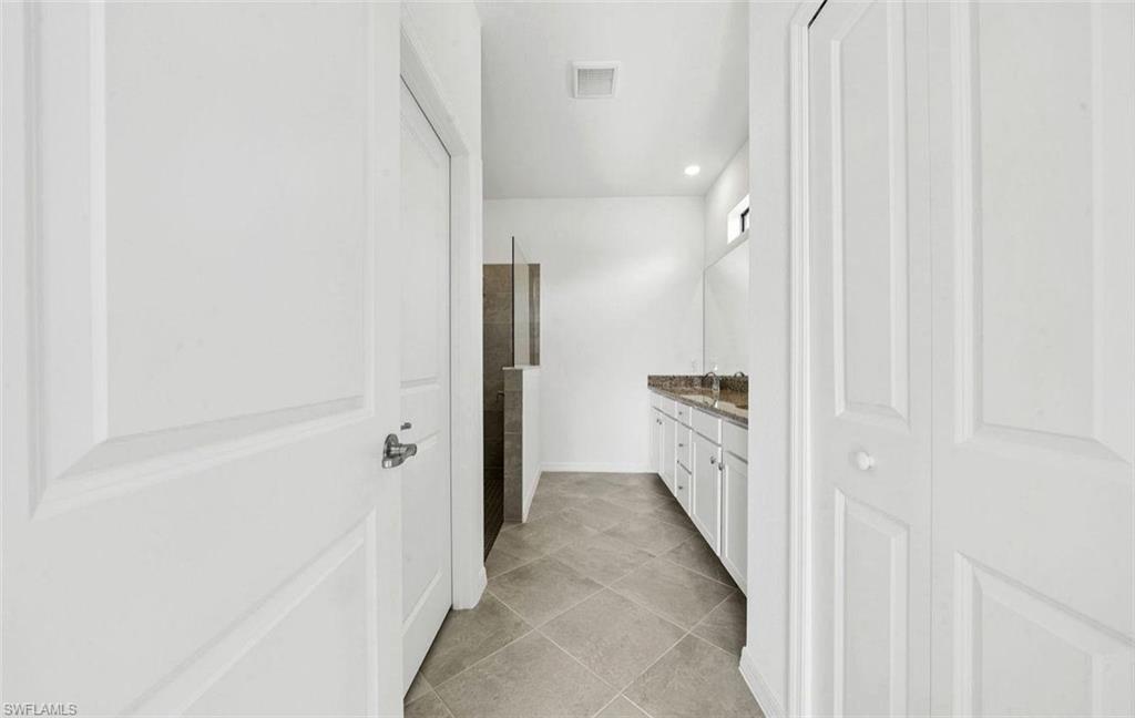 14942 Palamos Cir Property Photo 8