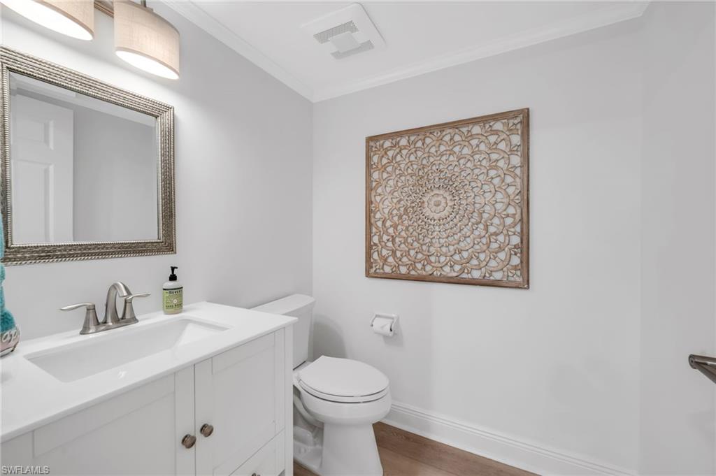 6075 Pelican Bay Blvd 303 Property Photo 20