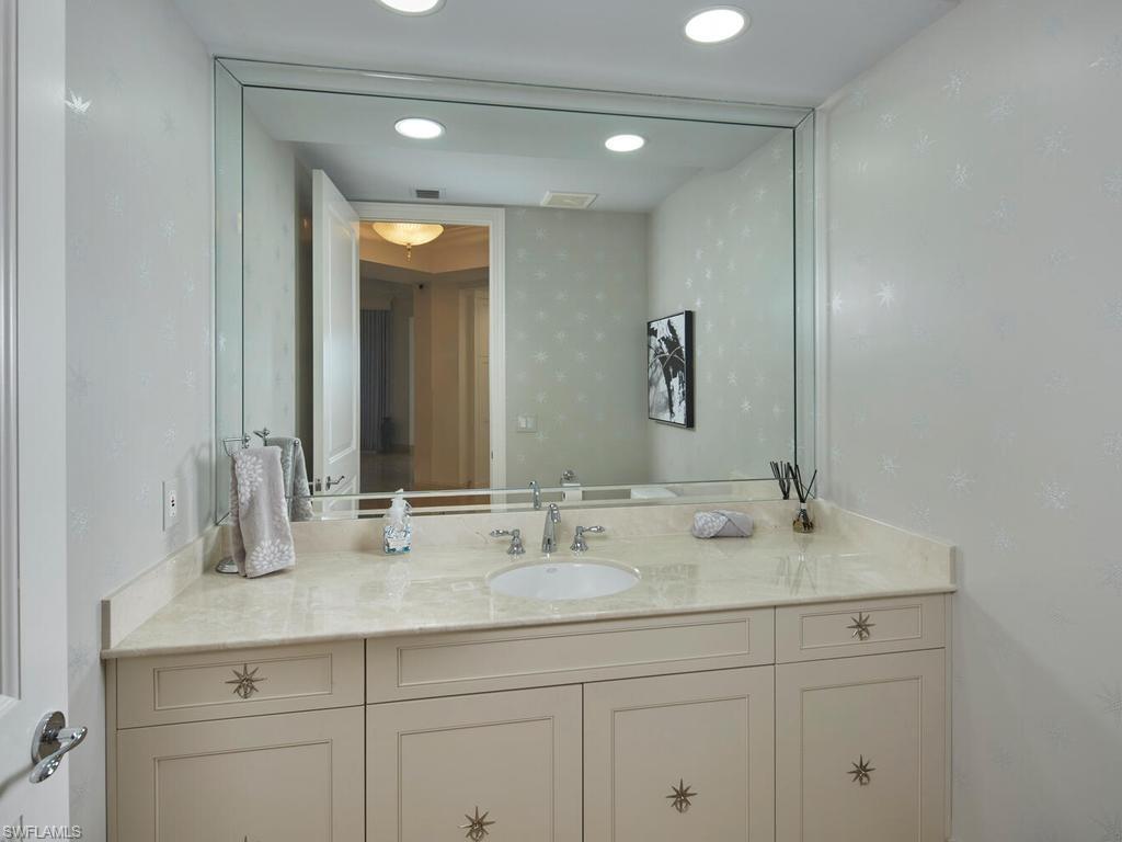 5051 Pelican Colony Blvd 1002 Property Photo 23