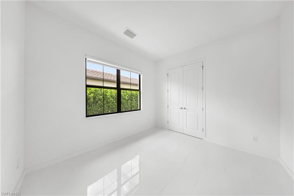 14854 Loggerhead Dr Property Photo 16