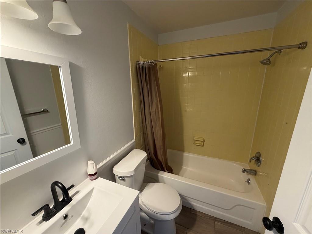 937 52nd St Property Photo 11